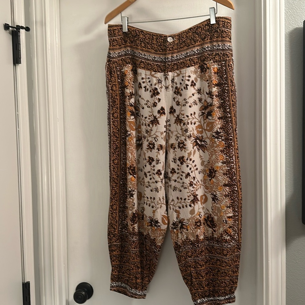 Fun Anthropology pants.